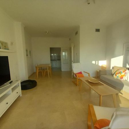 Amplio, Luminoso Y Moderno Apartamento Con Amplia Terraza Y Hermosas Vistas En Exclusiva Urbanizacion Benalmádena Kültér fotó