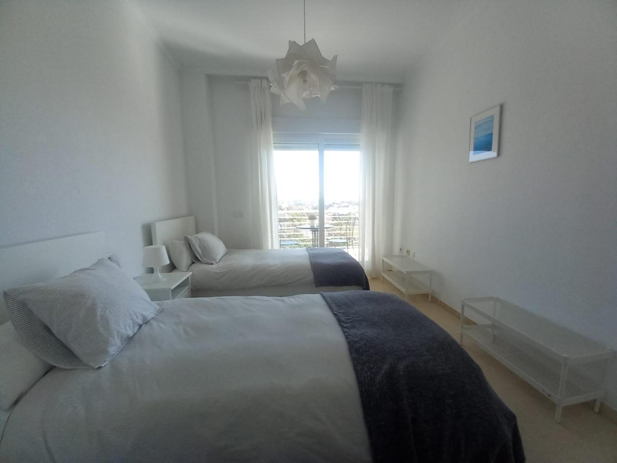 Amplio, Luminoso Y Moderno Apartamento Con Amplia Terraza Y Hermosas Vistas En Exclusiva Urbanizacion Benalmádena Kültér fotó